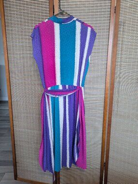 Vintage 80s V-neck Dress (100% Silk)